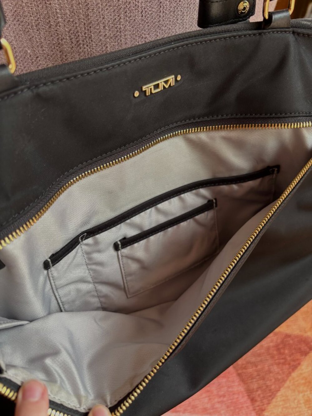 Tumi Black Nylon Tote Bag for Work / Travel - Picture 4 of 16